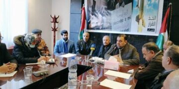الوزير المفوض بالسفارة اليمنية في سورية يشارك في لقاء تضامني مع الأسير ابو هواش