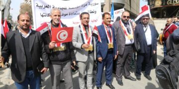 بمشاركة يمنية  وقفة تضامنية للجاليات العربية في دمشق  تطالب بعودة سورية إلى الجامعة العربية