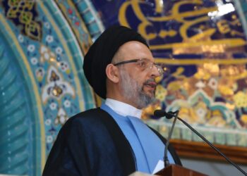 فضل الله في خطبة عيد الفطر:  لإنتاج طبقة سياسية تحمل هموم الناس وتحفظ حقوق الوطن