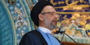 فضل الله في خطبة عيد الفطر:  لإنتاج طبقة سياسية تحمل هموم الناس وتحفظ حقوق الوطن