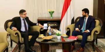 الوزير المفوض بسفارة اليمن بسوريا يلتقي القائم بأعمال السفارة الروسية