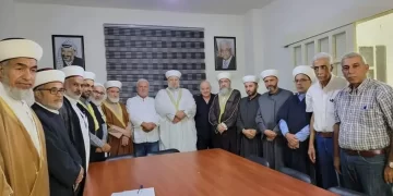 مجلس علماء فلسطين يزور حركة فتح في مكتبها في بيروت بوحدة صفنا ننتصر على عدونا ونحرر أرضنا