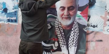 مخيمات شمال لبنان تحيي ذكرى استشهاد قادة النصر