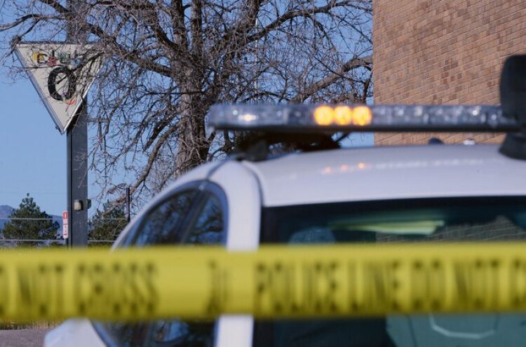 قتيلان وجريح في إطلاق نار بمدرسة بالولايات المتحدة