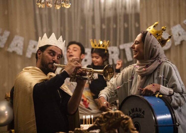 المسلسل الايراني “جرح العمل” في قناة KCTS 9 العالمية في أمريكا وكندا