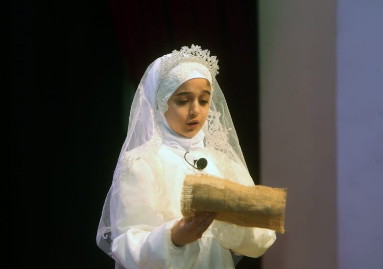 فضل الله: بإيمان المرأة ووعيها نتجاوز التحديات ونصنع المستقبل