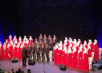 كورال المشرق العربي من لبنان على مسرح دار الأوبرا بدمشق