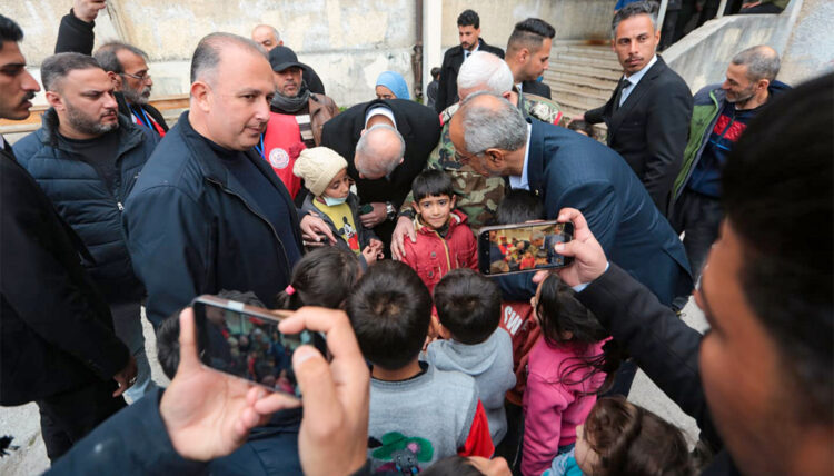 ممثل المرجعية يوجه بالتكفل بعلاج المصابين جراء الزالزال والمرضى والمصابين بالسرطان من ابناء الشعب السوري على نفقة العتبة الحسينية