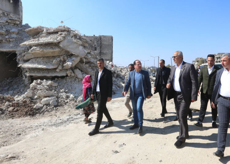 فريق الاغاثة يزور مدينة حلب السورية ومحافظها يشير الى أن الموقف المشرف للمرجعية العليا والعتبة الحسينية