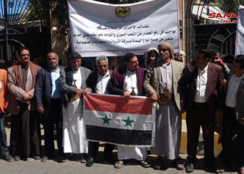 مطالبات يمنية برفع الحصار الجائر عن الشعب السوري