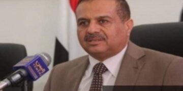 وزير النقل اليمني يؤكد مجدداً عدم تجميد أي حسابات لشركة الخطوط الجوية اليمنية