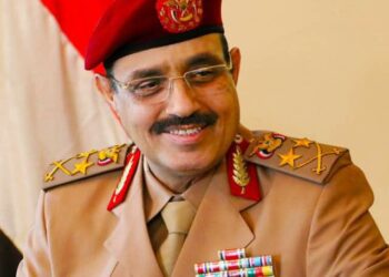 الفريق سلطان السامعي عضو المجلس السياسي الاعلى يبعث برقية عزاء للعلامة عدنان الجنيد