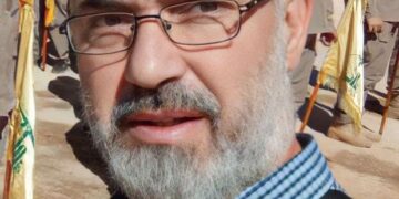 بوس اللّحى كذب على الذقون