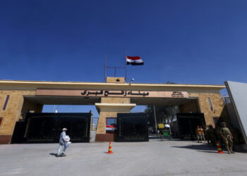 بايدن يعلن إجلاء 74 أميركيا من غزة