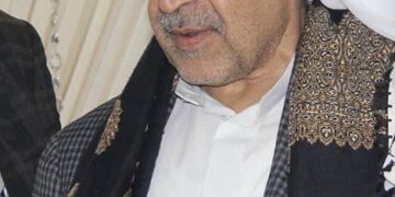 حَماسُ أَصْدَقُ أَنْبَاءً مِن الْعَرَبِ ( قصيدة )